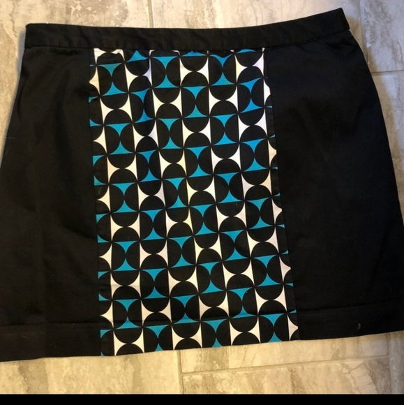 Worthington Geometrical Skirt Size 14 - Picture 2 of 4